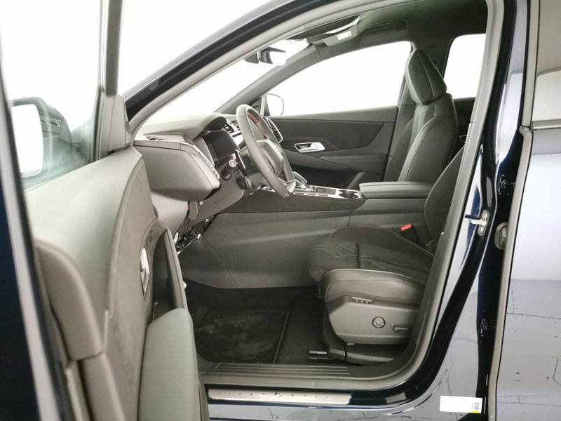 Ds DS 7 nuova a Chieti (5)