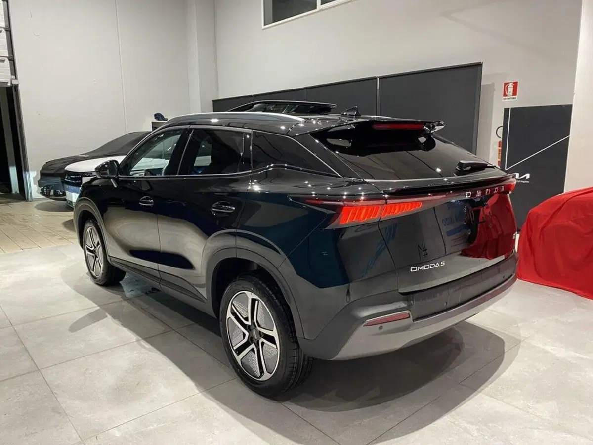 Omoda Omoda 5 EV nuova a Bologna (7)