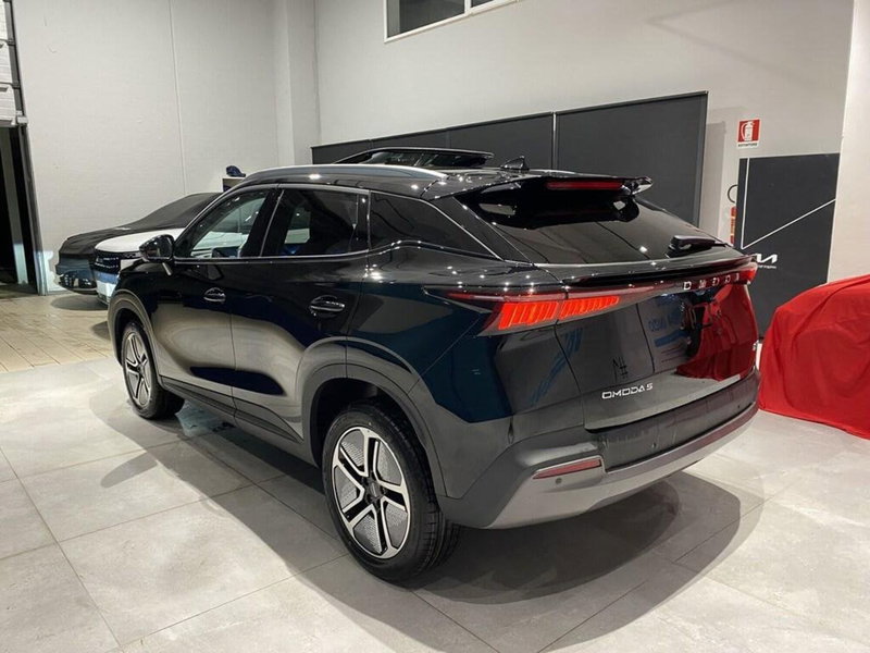 Omoda Omoda 5 EV nuova a Bologna (7)