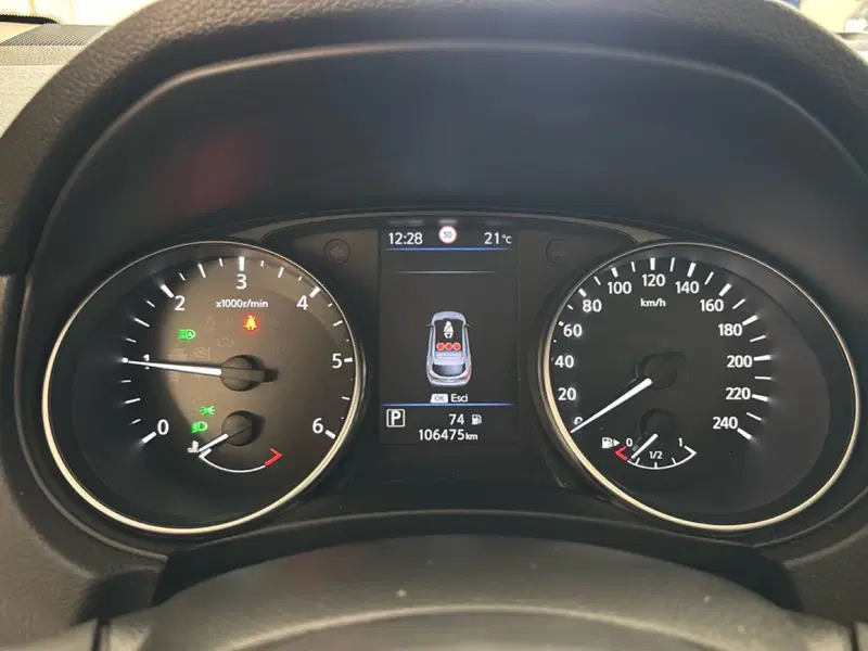 Nissan Qashqai usata a Bologna (12)