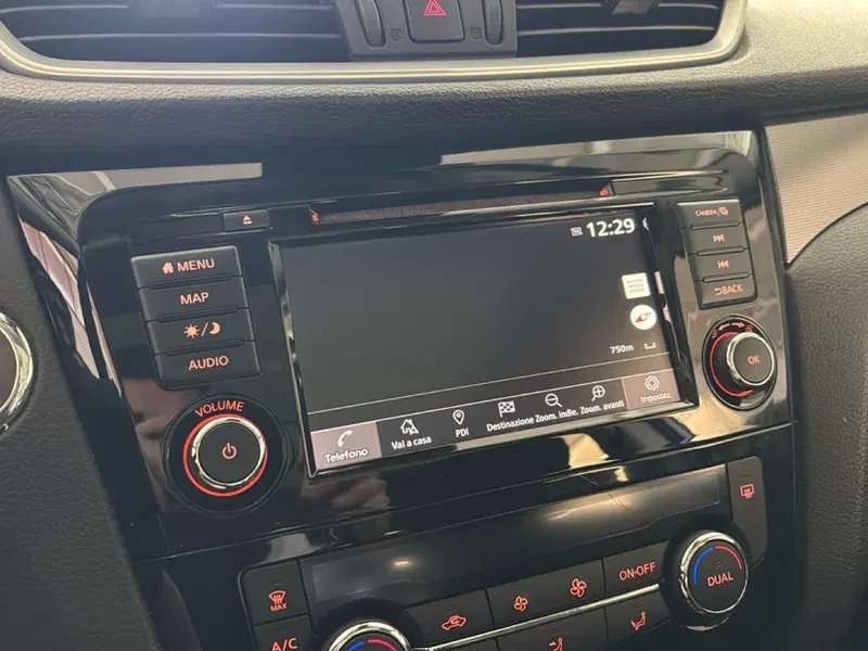 Nissan Qashqai usata a Bologna (13)