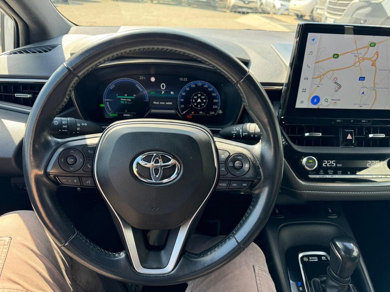 Toyota Corolla Touring Sports usata a Modena (11)