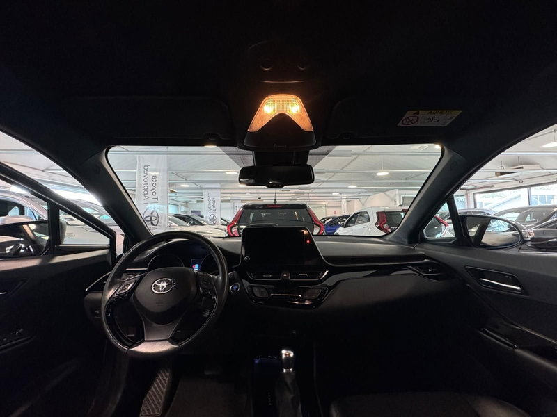 Toyota Toyota C-HR usata a Modena (15)