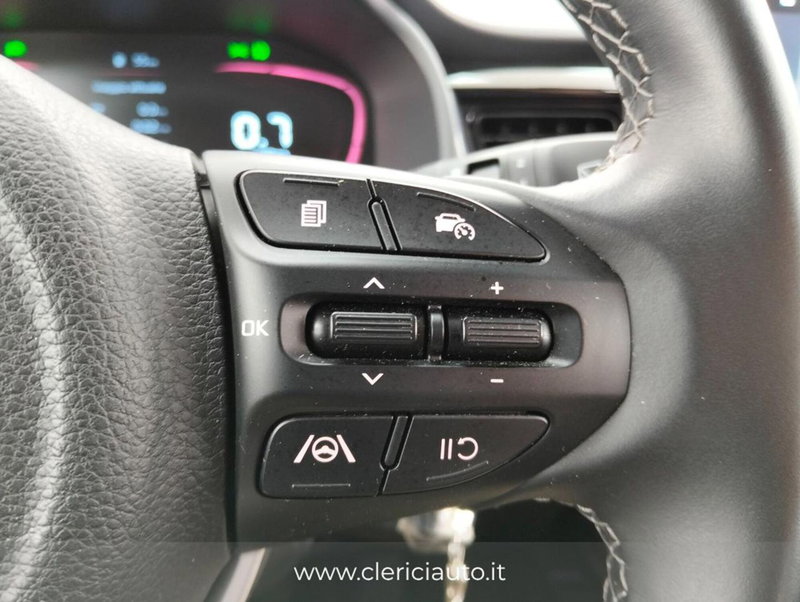 Kia Stonic usata a Como (11)