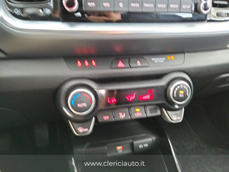 Kia Stonic usata a Como (17)