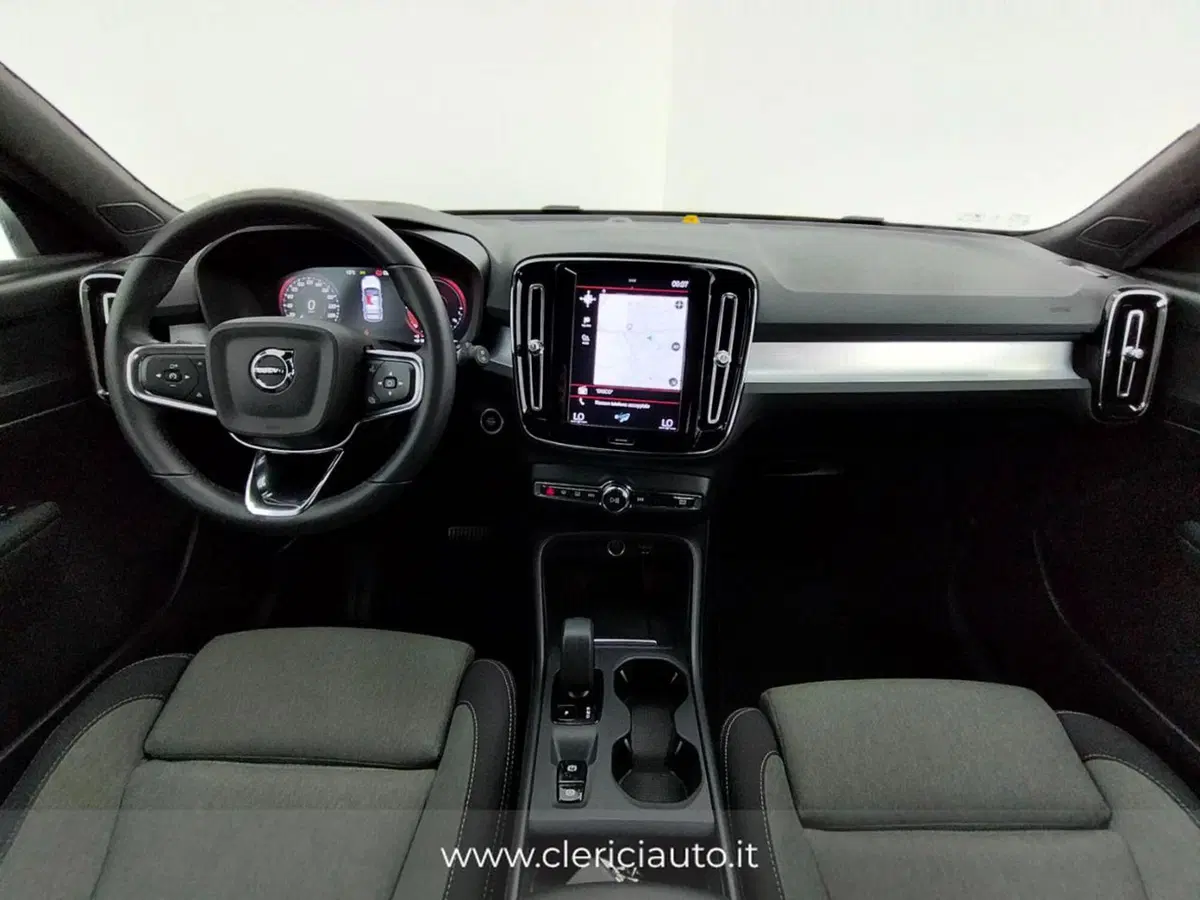 Volvo XC40 usata a Como (4)