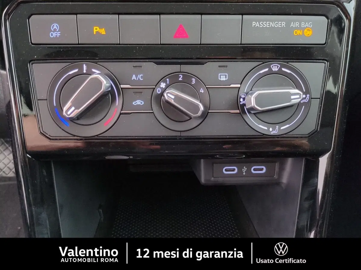 Volkswagen T-Cross usata a Roma (18)