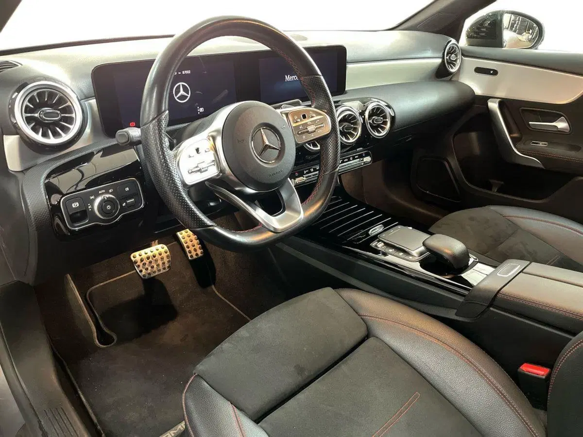 Mercedes-Benz Classe A Sedan usata a Taranto (10)