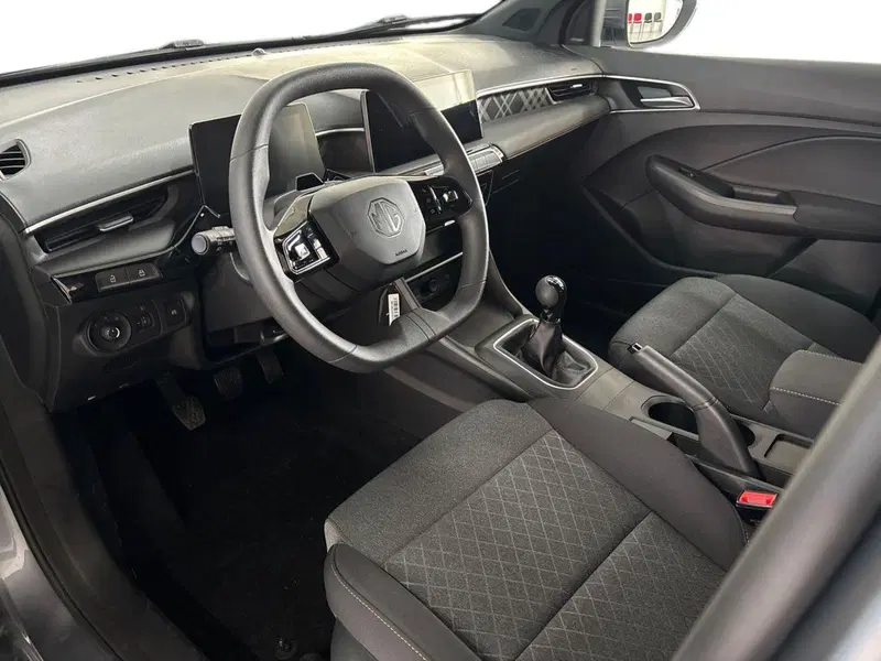 Mg MG3 nuova a Bari (10)