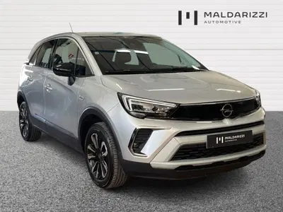 Opel Crossland 1.2 Elegance s&amp;s 110cv del 2024 usata a Bari