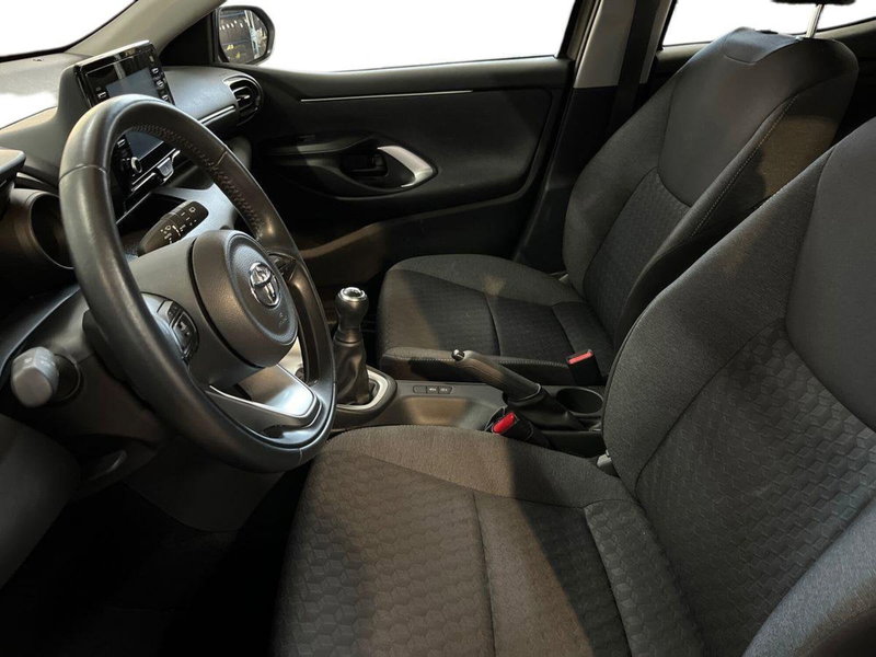 Toyota Yaris usata a Bari (7)