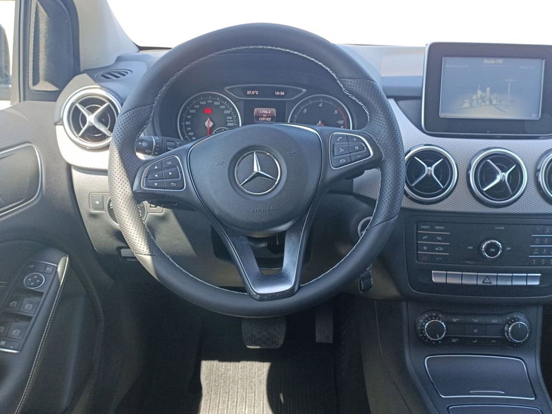 Mercedes-Benz Classe B usata a Bari (11)