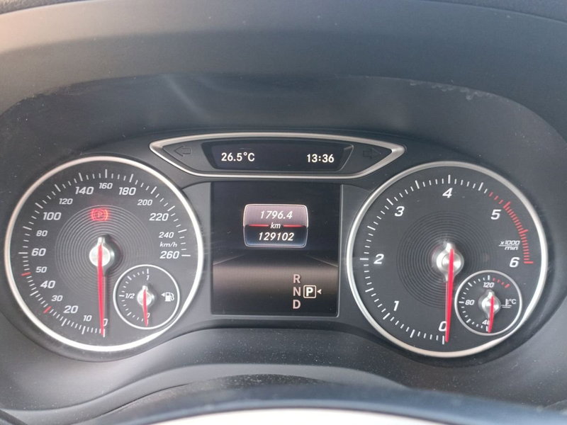 Mercedes-Benz Classe B usata a Bari (13)