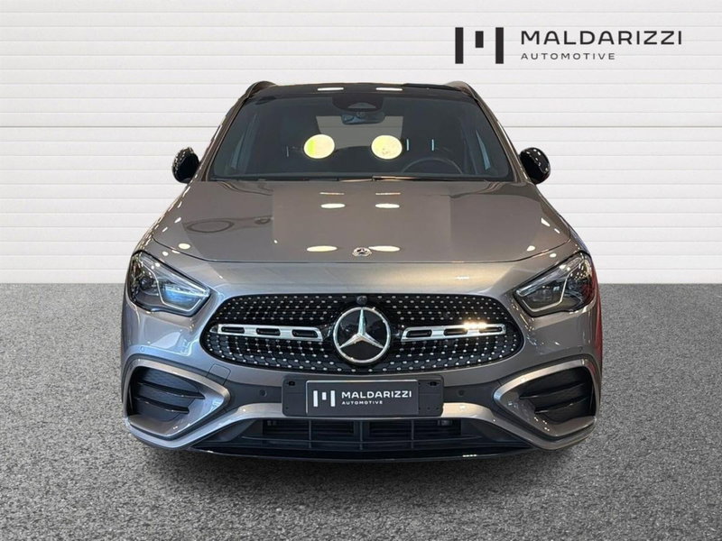Mercedes-Benz GLA SUV usata a Bari (2)