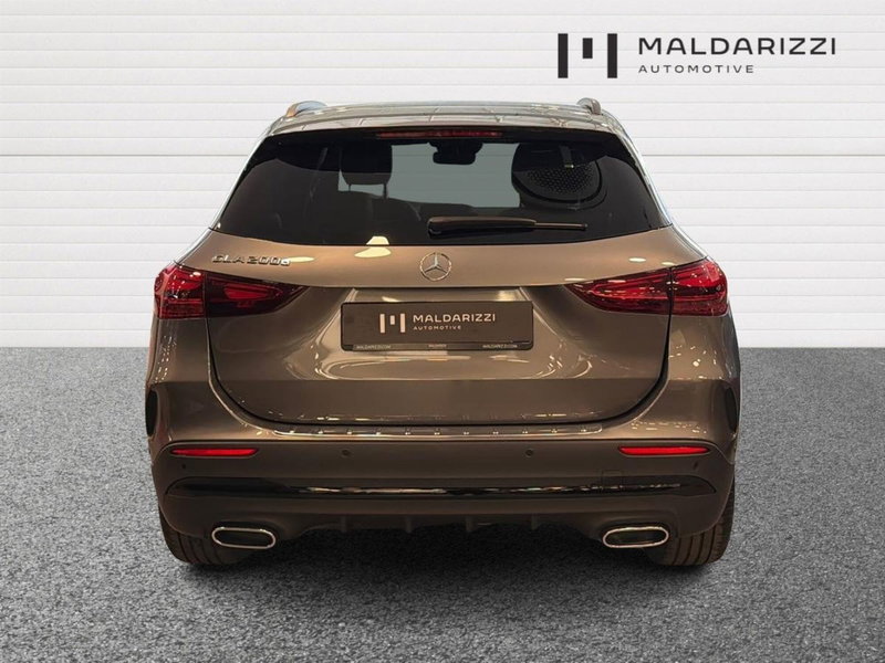 Mercedes-Benz GLA SUV usata a Bari (3)