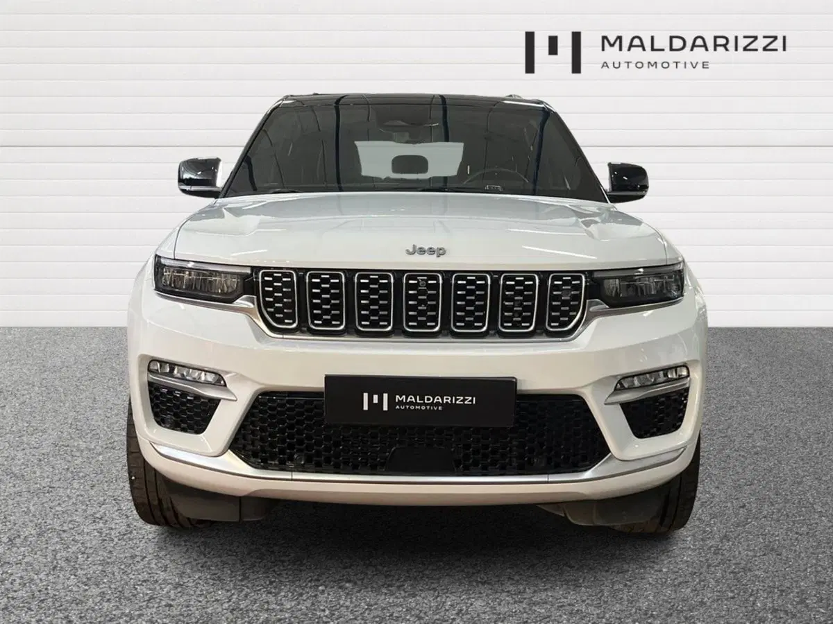 Jeep Grand Cherokee usata a Bari (2)