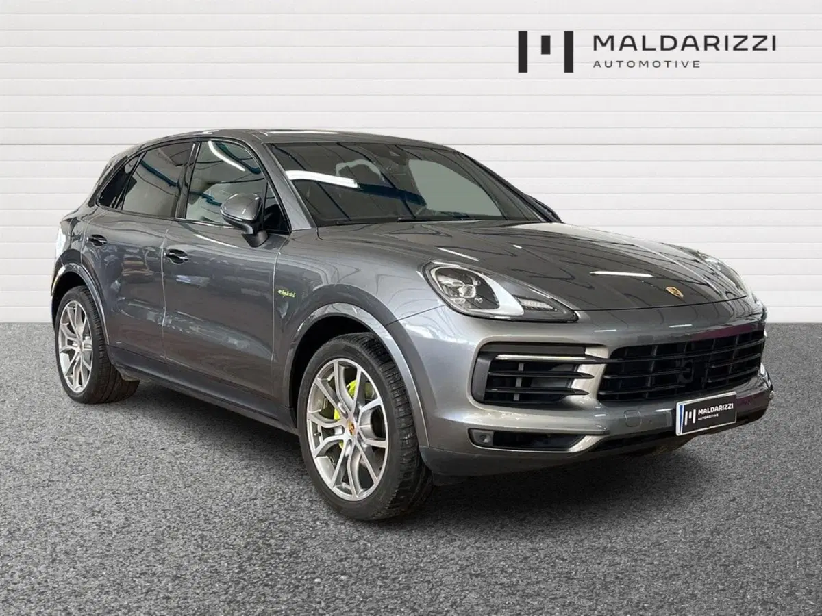 Porsche Cayenne usata a Bari