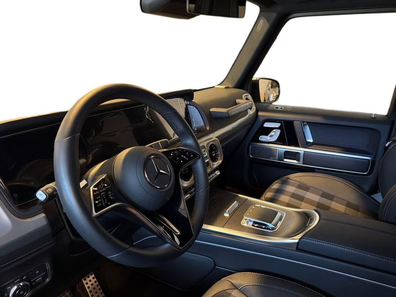 Mercedes-Benz Classe G usata a Bari (10)