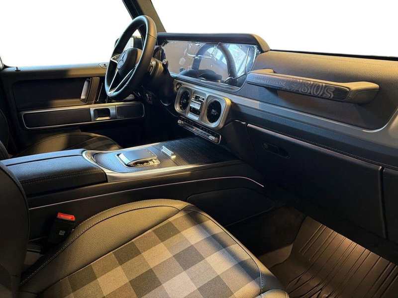 Mercedes-Benz Classe G usata a Bari (9)