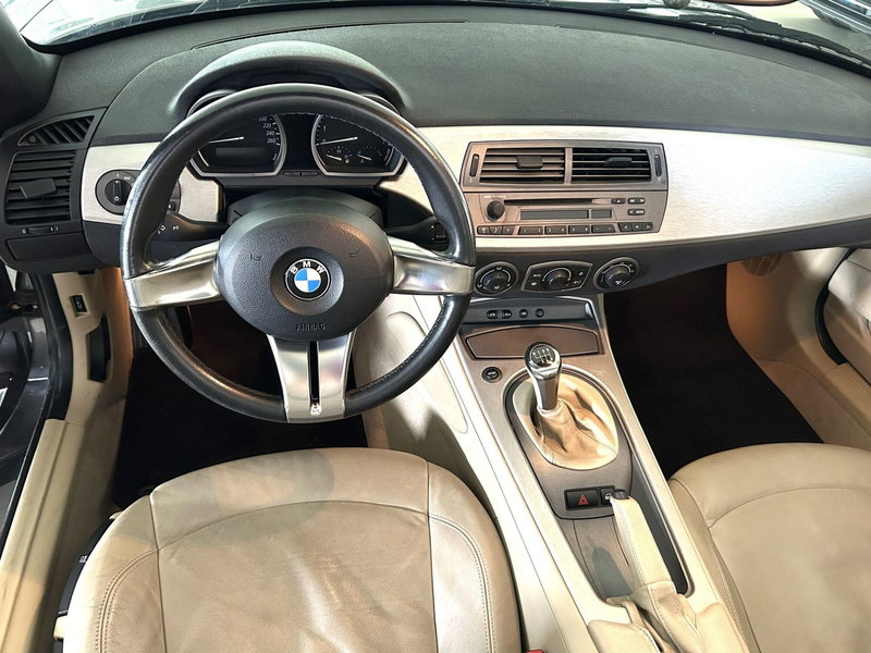 BMW Z4 Cabrio usata a Ferrara (10)