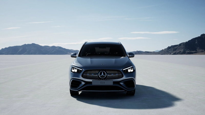Mercedes-Benz GLA SUV nuova a Pescara (2)