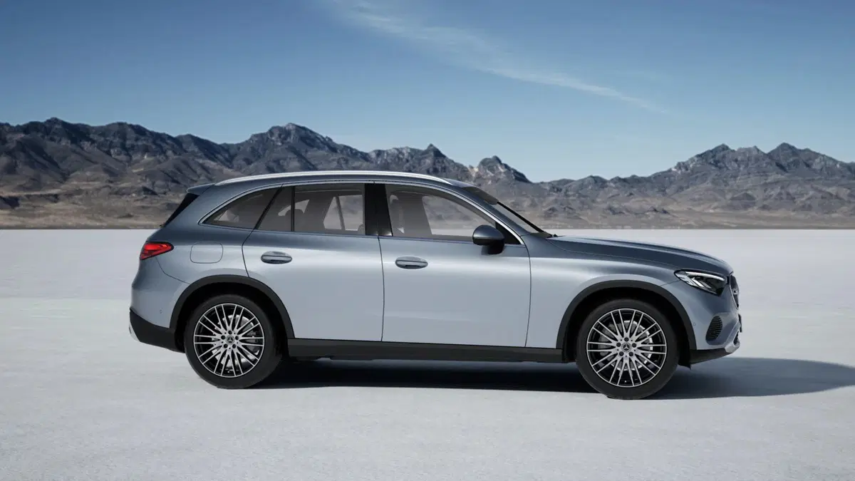 Mercedes-Benz GLC SUV nuova a Pescara (4)