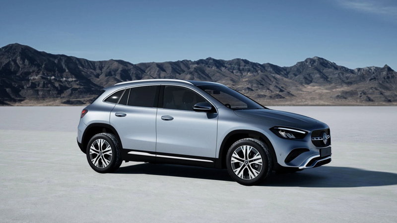 Mercedes-Benz GLA SUV nuova a Pescara (3)