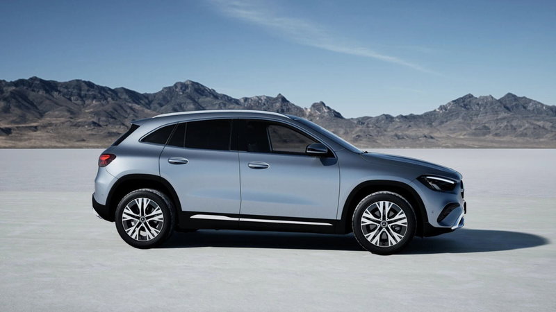 Mercedes-Benz GLA SUV nuova a Pescara (5)