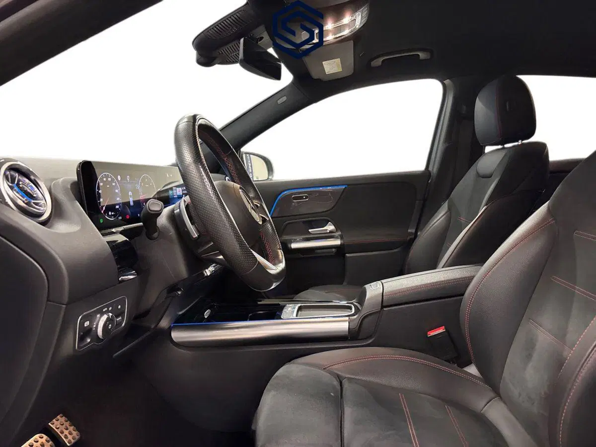 Mercedes-Benz GLA SUV usata a Cagliari (11)