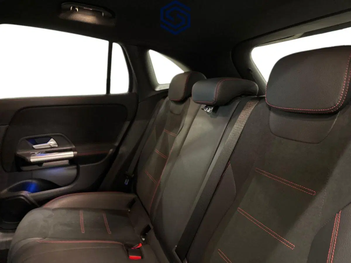 Mercedes-Benz GLA SUV usata a Cagliari (17)