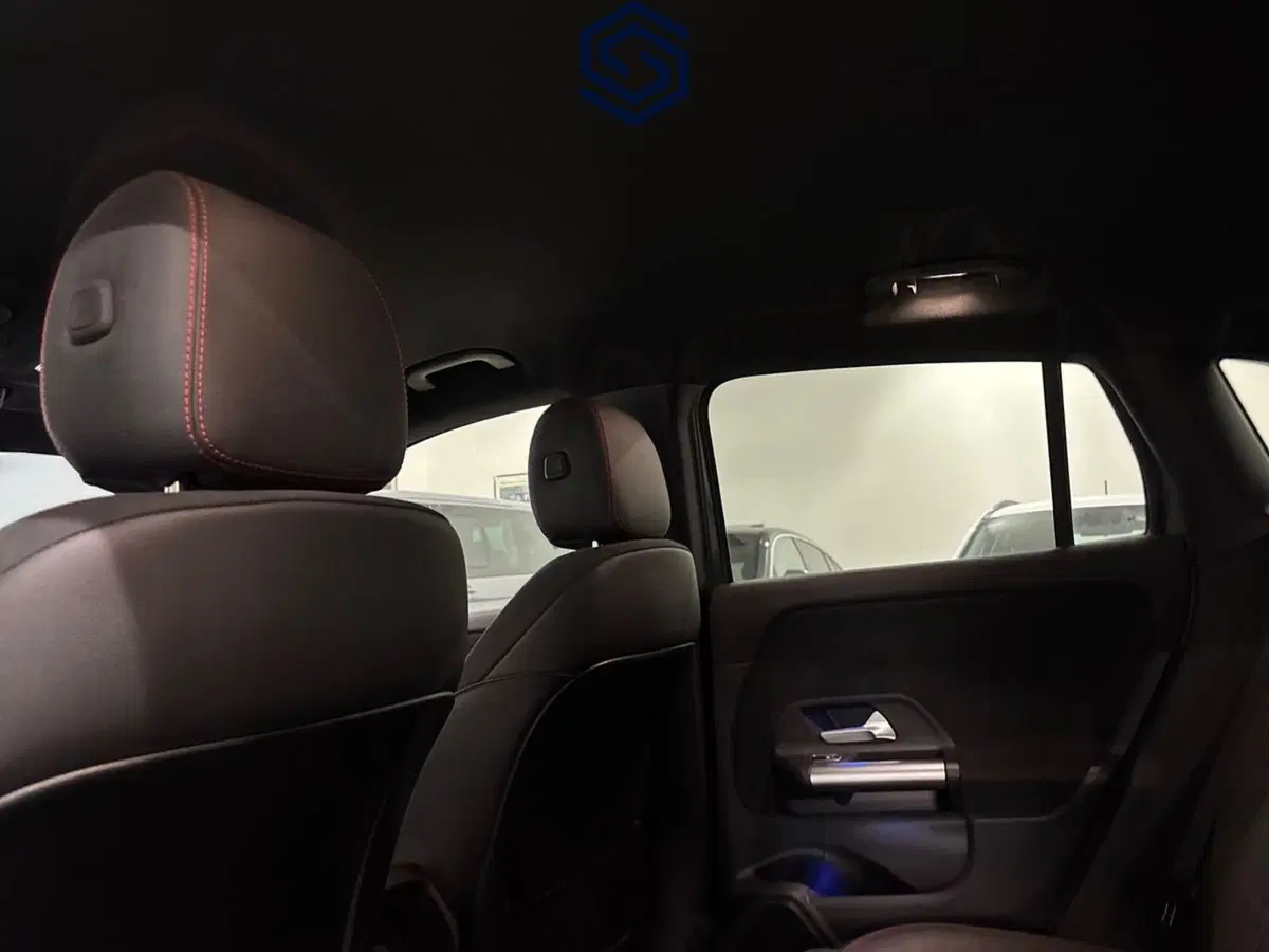 Mercedes-Benz GLA SUV usata a Cagliari (18)