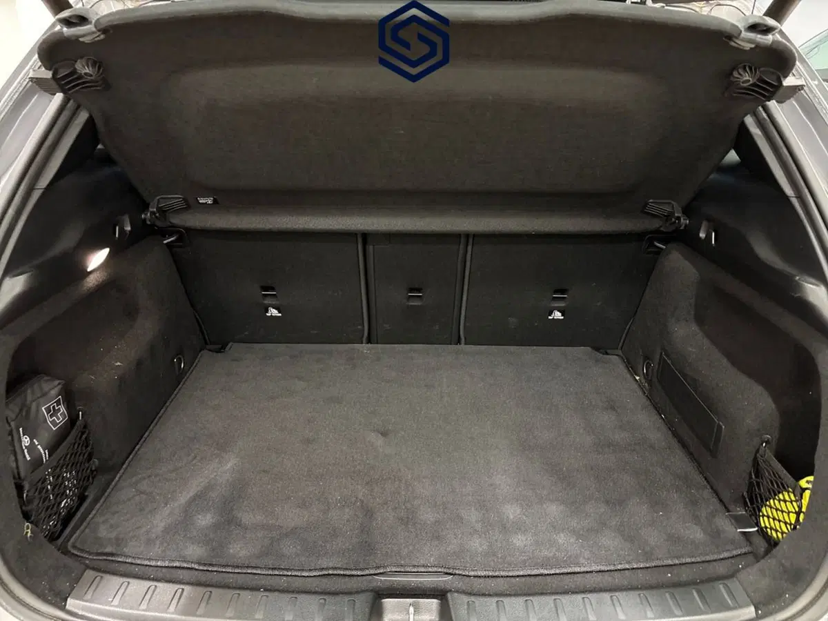 Mercedes-Benz GLA SUV usata a Cagliari (9)