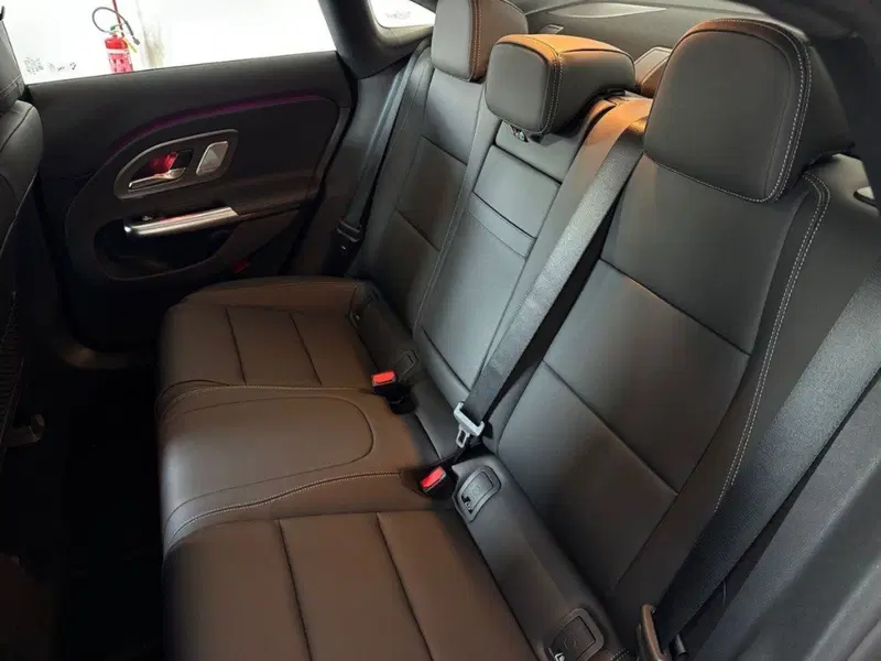Mercedes-Benz CLA EQ nuova a Rimini (13)