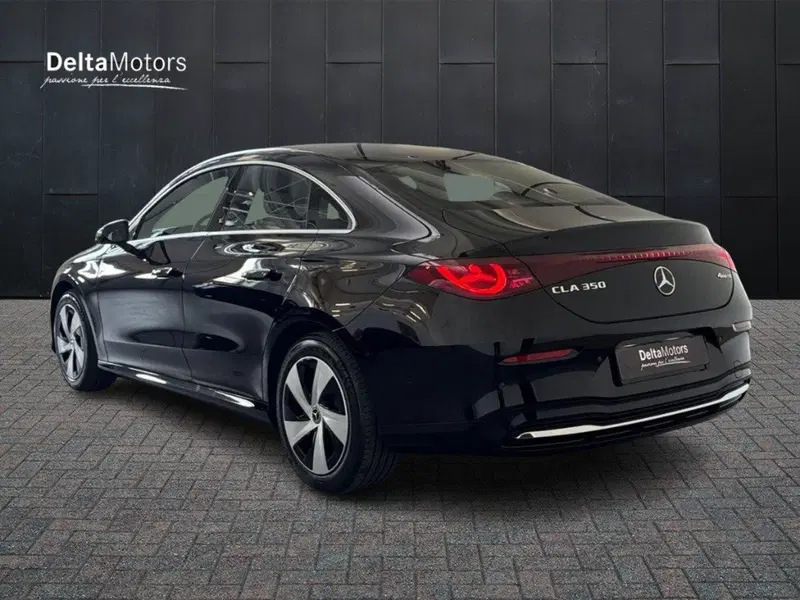 Mercedes-Benz CLA EQ nuova a Rimini (3)
