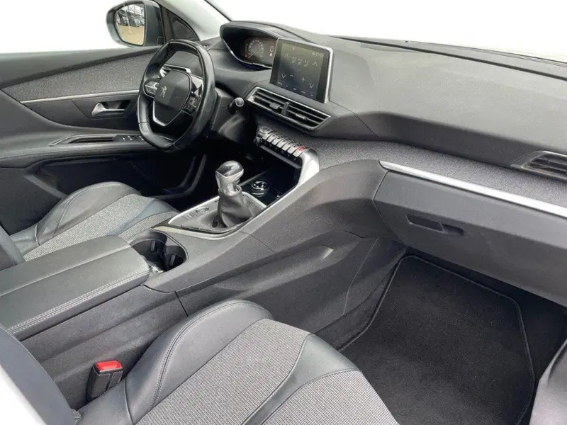 Peugeot 3008 usata a Macerata (12)