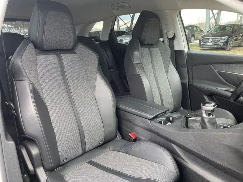 Peugeot 3008 usata a Macerata (14)