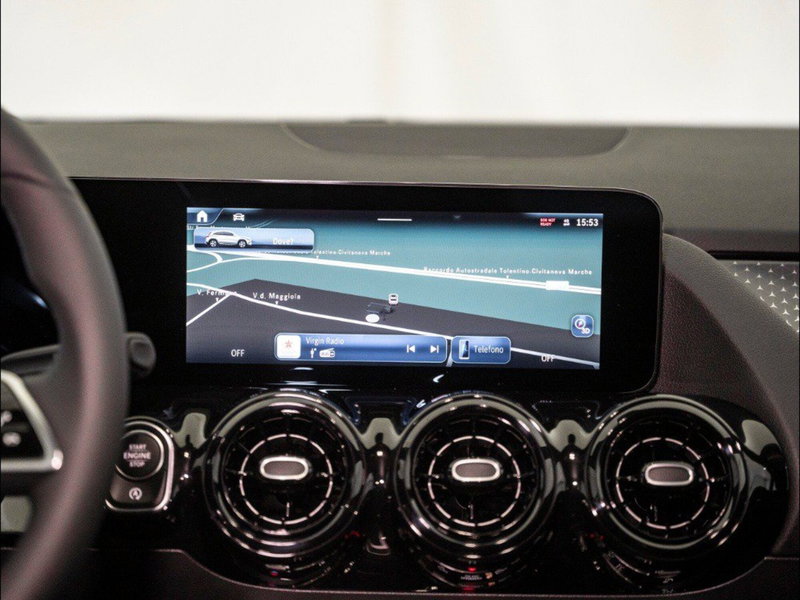 Mercedes-Benz GLA SUV nuova a Macerata (20)