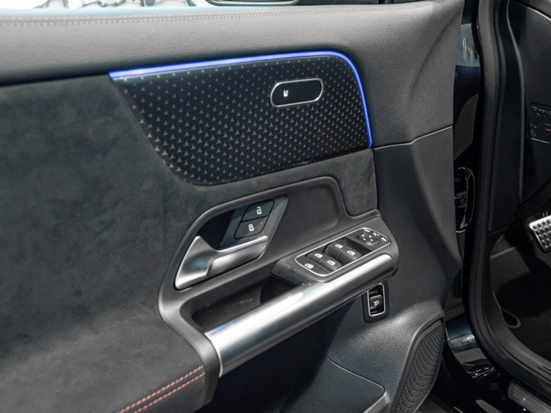 Mercedes-Benz GLA SUV nuova a Ancona (10)
