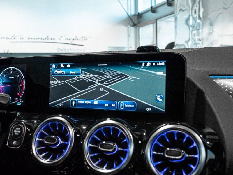 Mercedes-Benz GLA SUV nuova a Ancona (18)