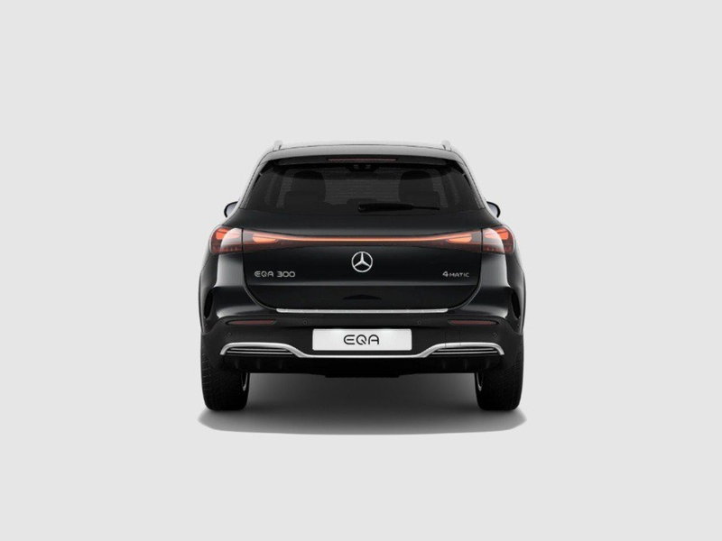 Mercedes-Benz EQA nuova a Macerata (4)