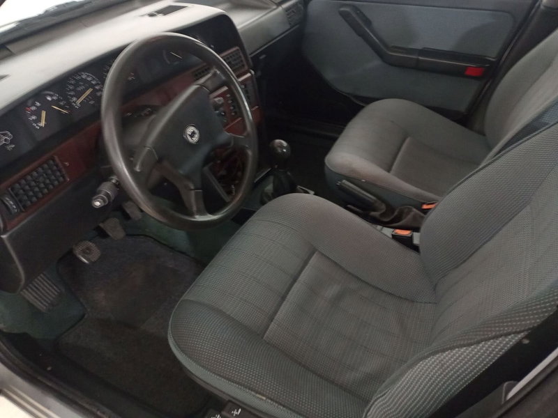 Lancia Dedra usata a Torino (10)