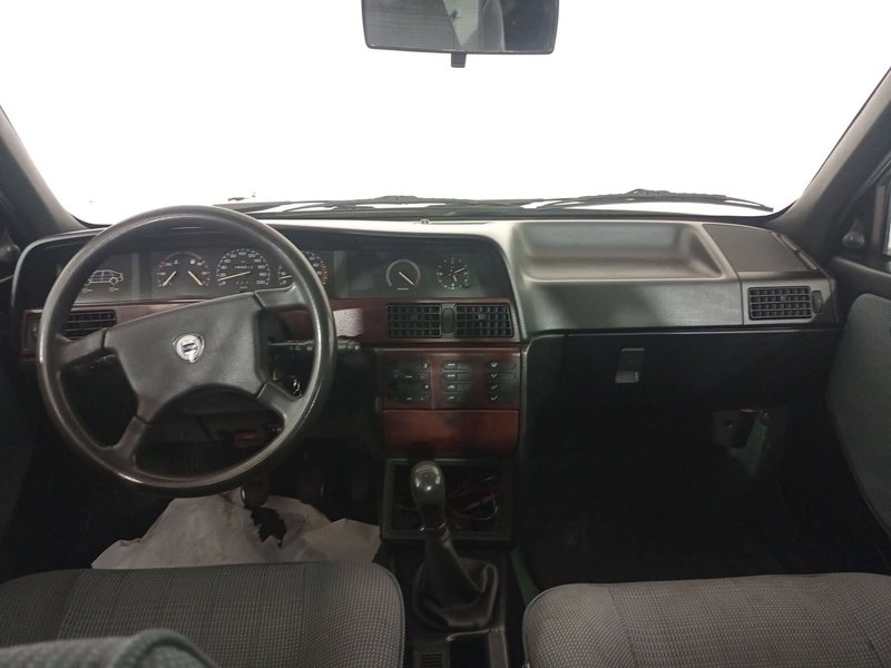 Lancia Dedra usata a Torino (9)