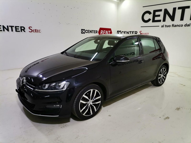 Volkswagen Golf usata a Salerno