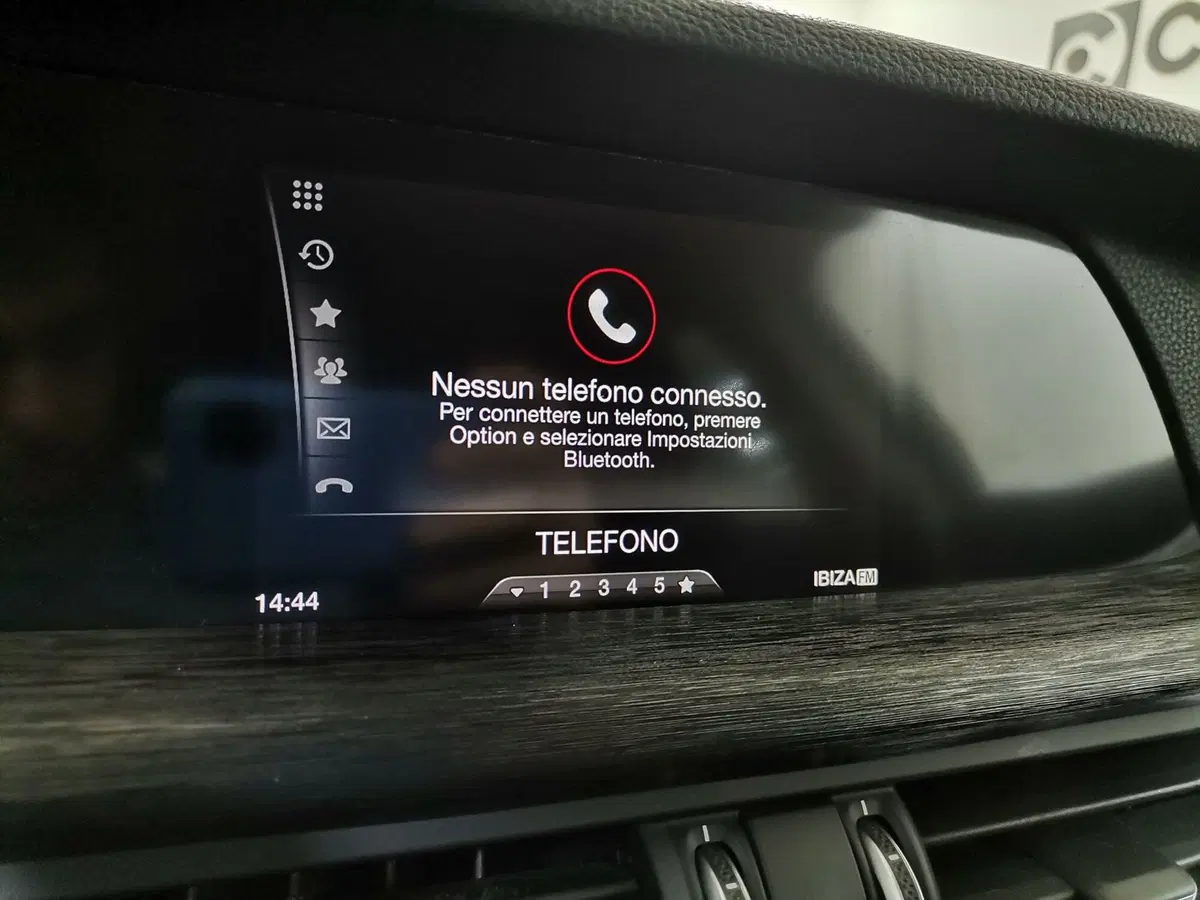 Alfa Romeo Stelvio usata a Salerno (15)
