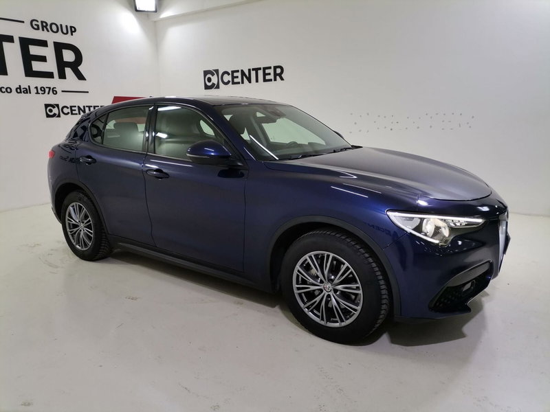Alfa Romeo Stelvio usata a Salerno (3)
