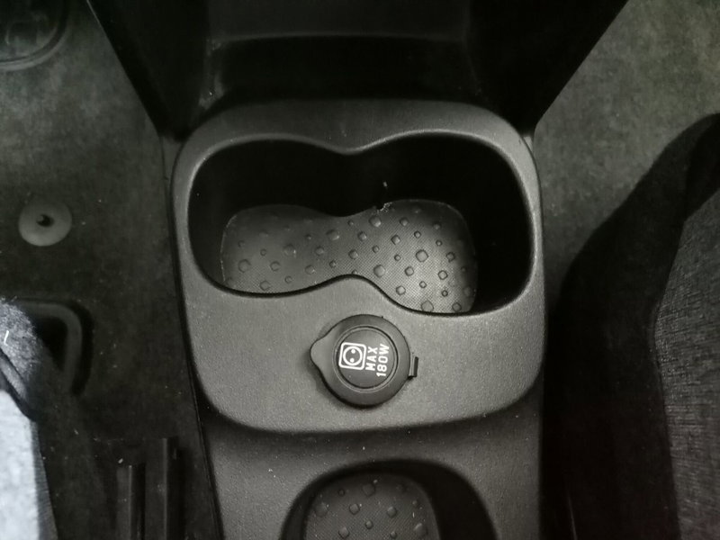 Fiat Panda Cross usata a Salerno (15)