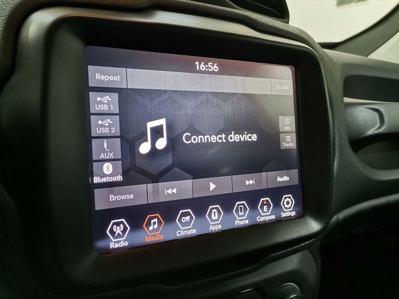 Jeep Renegade usata a Salerno (13)