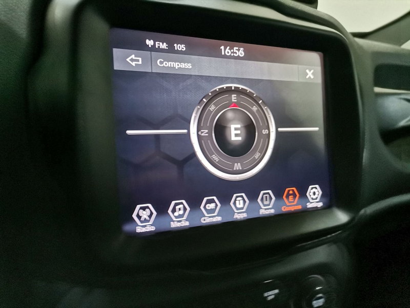Jeep Renegade usata a Salerno (16)