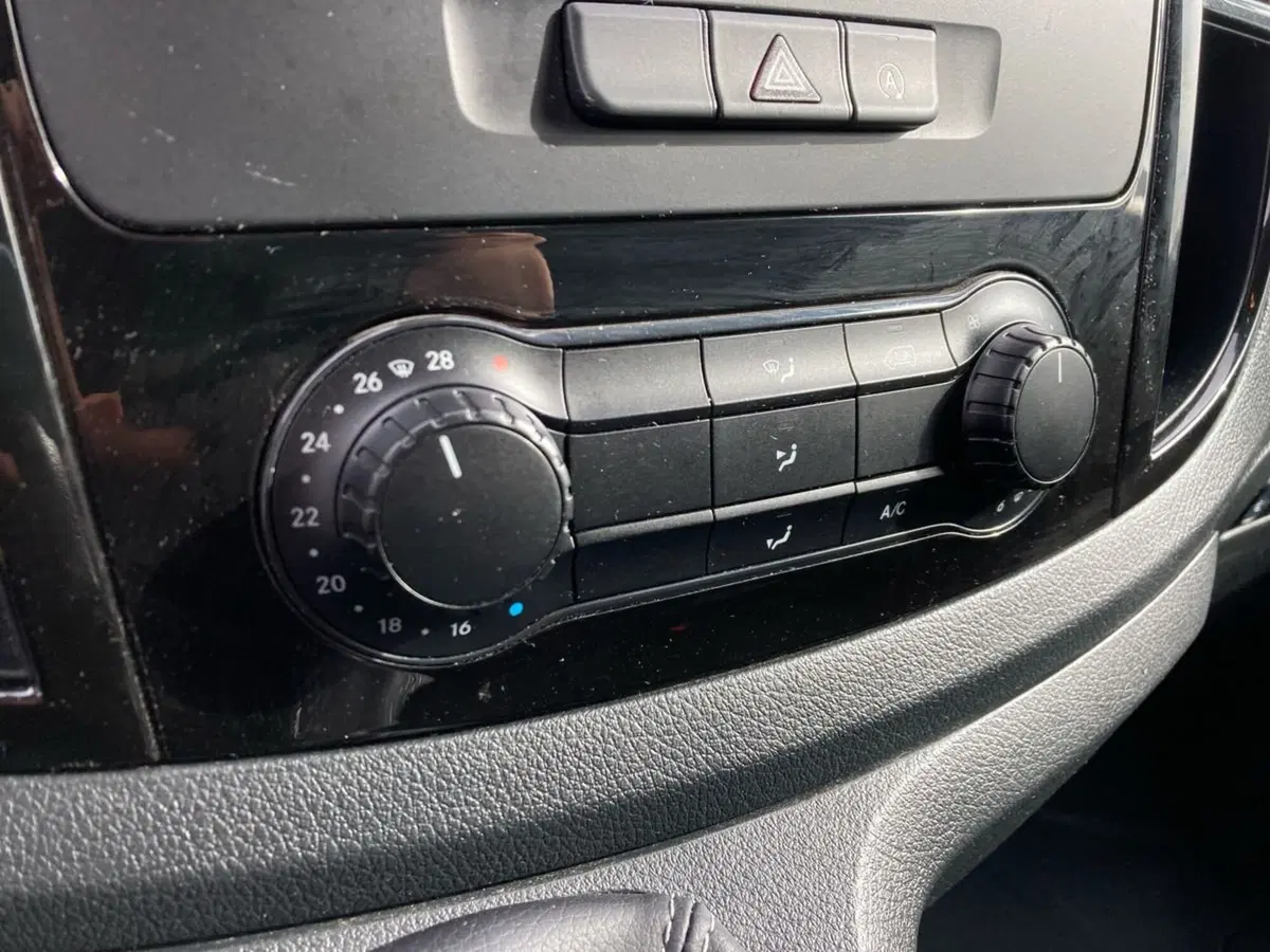 Mercedes-Benz Vito usata a Milano (14)
