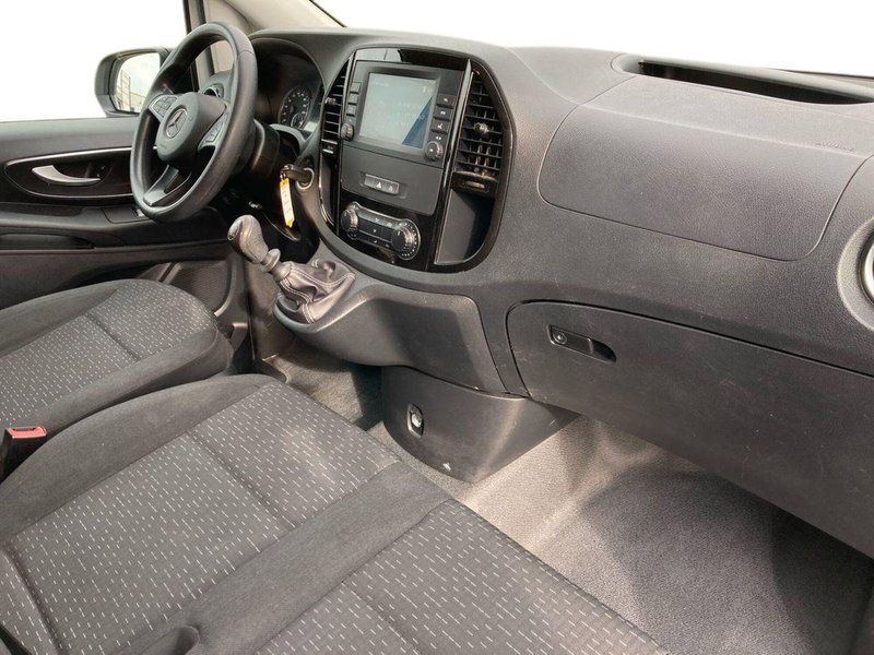 Mercedes-Benz Vito usata a Milano (15)